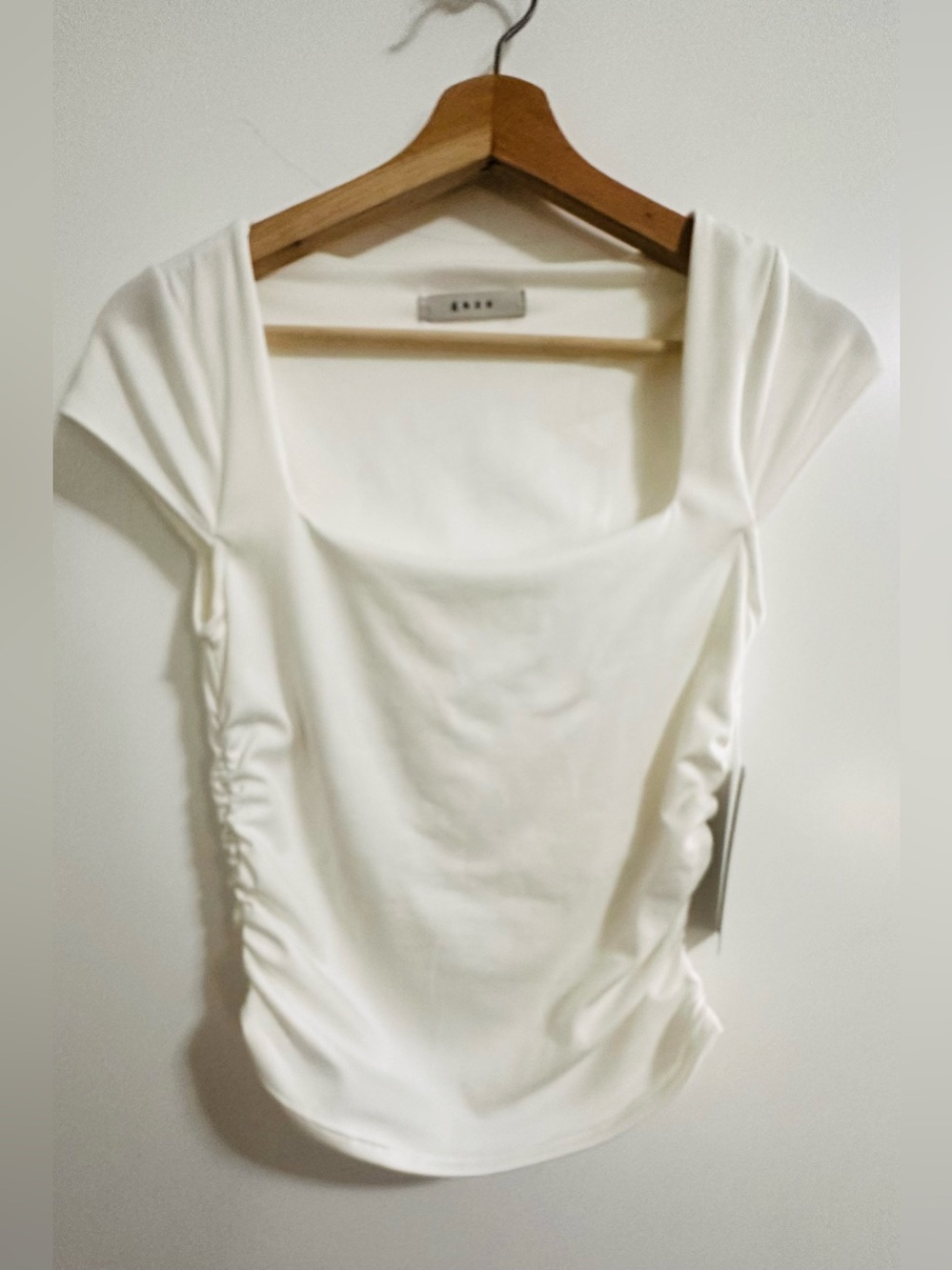 NWT Gaze Off-White Square Neck Ruched Side Top Size Small